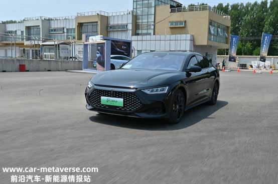 不只低价高配！比亚迪汉凭什么颠覆合资燃油车？
