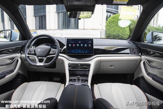 新车 | 15.98万元起，比亚迪宋PLUS冠军版上市，销量能否再进一步？