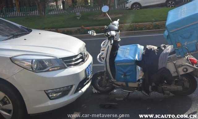 电瓶车急停我撞上去谁的责任