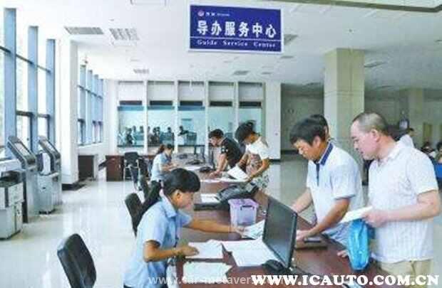 机动车号牌丢失损毁应向哪里申请补发