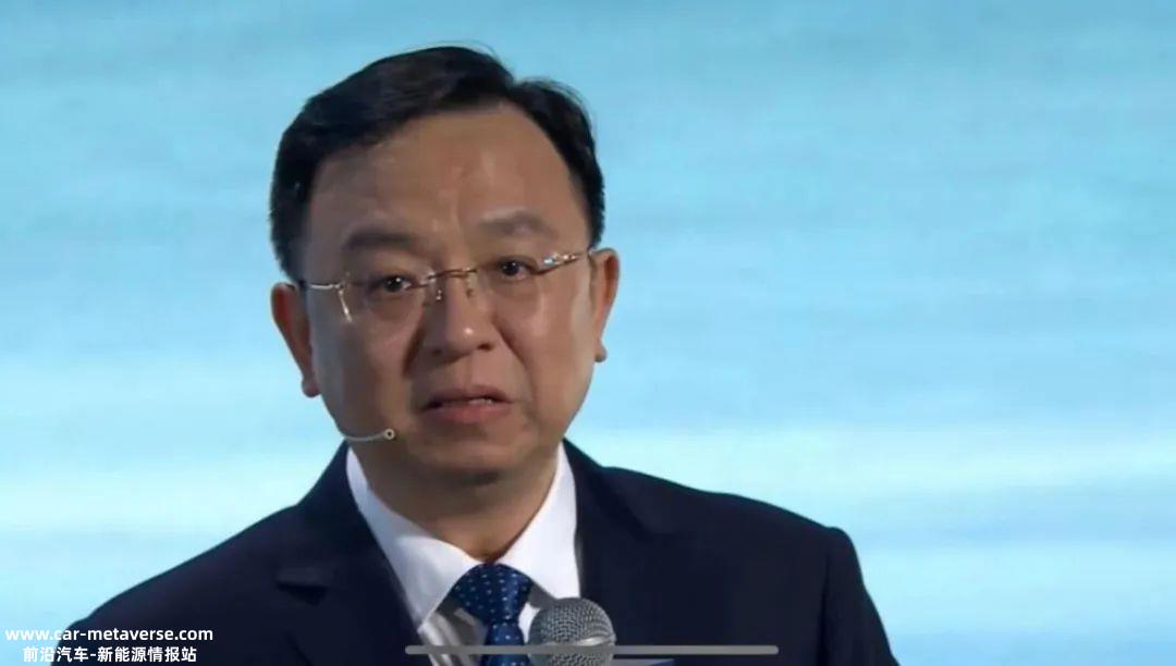 王传福哭着要在一起，但长城想打一架，这场舆论战谁赢了？