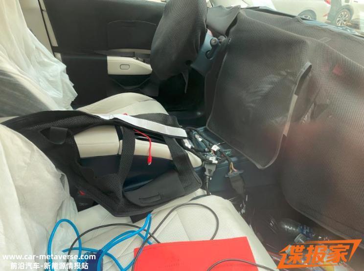 内饰设计来了！极氪CS1E最新谍照曝光