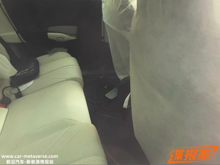 内饰设计来了！极氪CS1E最新谍照曝光