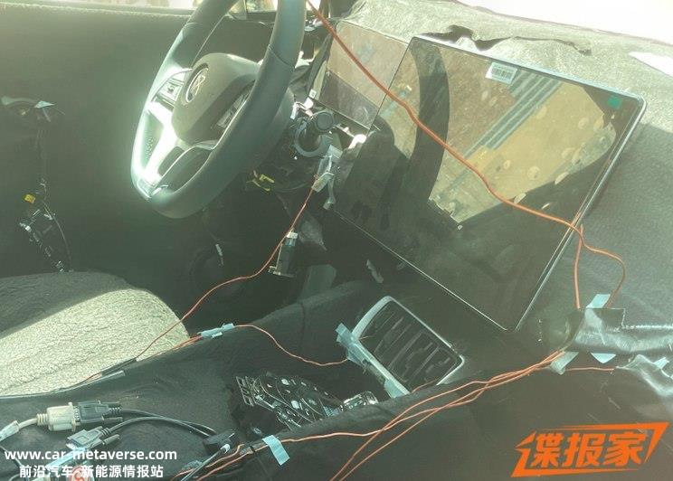 海豹+汉EV合体？曝比亚迪宋L内饰谍照