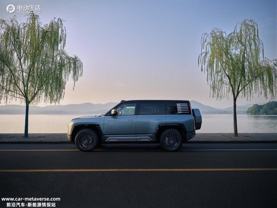 仰望U8龙石绿漆面色彩解读 豪华质感源于自然