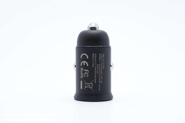 氮化镓全新领域应用，业界首款65W氮化镓车充拆解