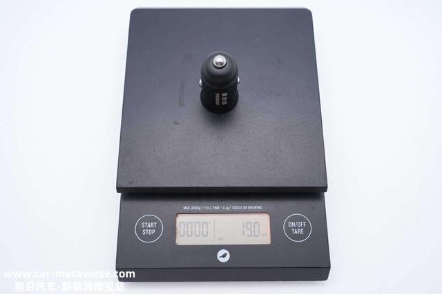 氮化镓全新领域应用，业界首款65W氮化镓车充拆解