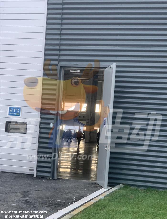 零距离探秘小米汽车工厂，万事俱备只欠东风
