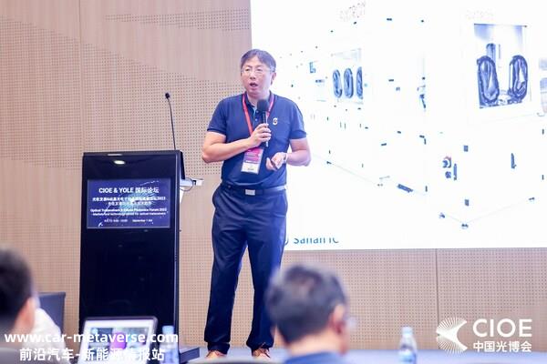 三安集成光技术事业部副总王益于2023 CIOE&YOLE国际论坛进行技术分享。