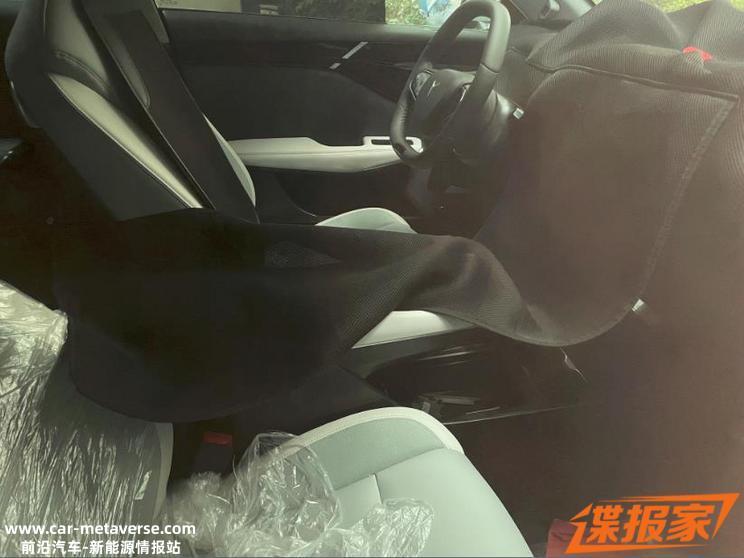 代号H37？疑似岚图品牌全新SUV谍照曝光