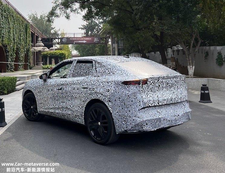 国产版Cupra Tavascan内饰谍照曝光