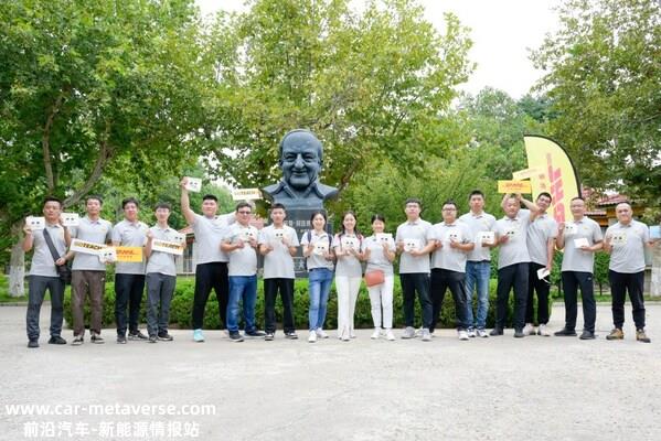 中外运敦豪员工通过GoTeach项目在烟台SOS儿童村开展志愿活动