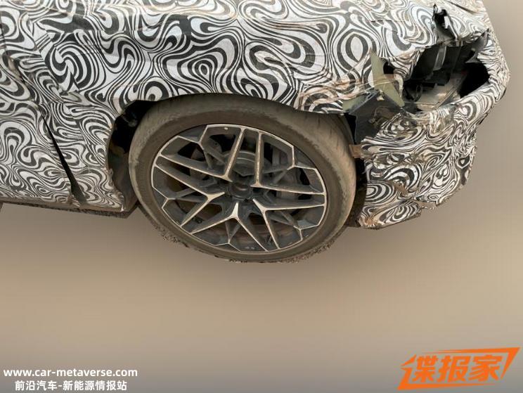 大型轿车/配激光雷达 仰望U6最新谍照