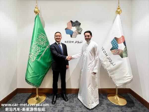小马智行CEO彭军与NIF CEO Majid Mufti