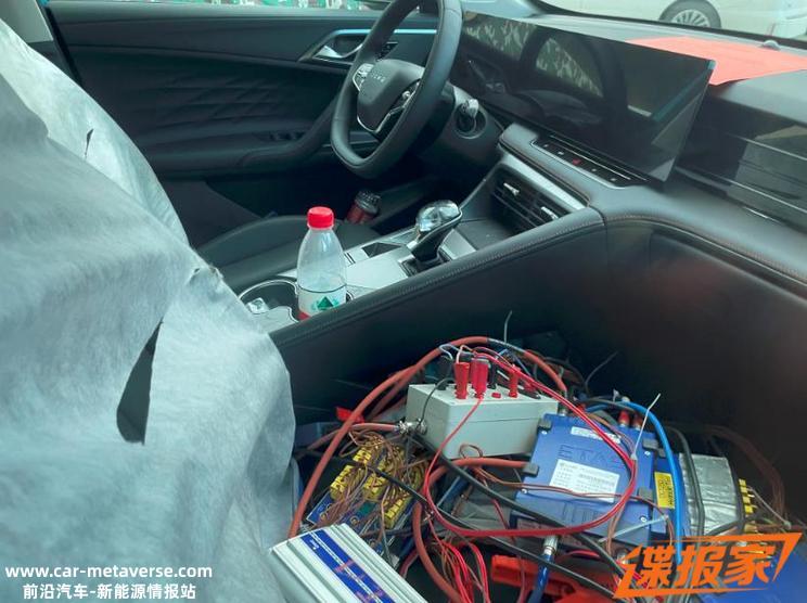 设计能打几分？荣威D5X内饰谍照曝光