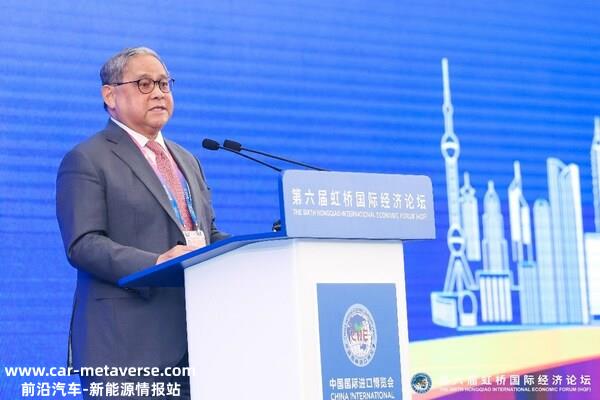 冯氏集团主席冯国经博士受邀在本届虹桥国际经济论坛上发言