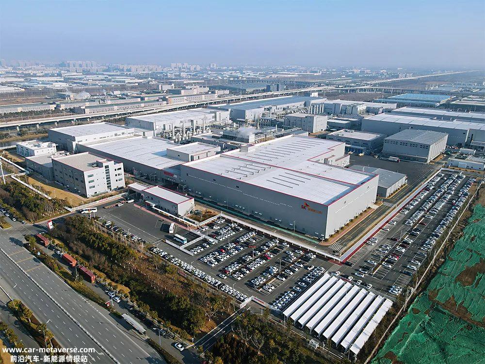 SK新能源盐城工厂起火,浓烟四起