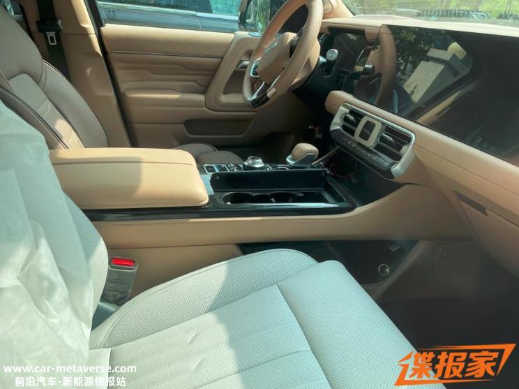 .5T混动系统？疑似北京BJ60e谍照曝光"