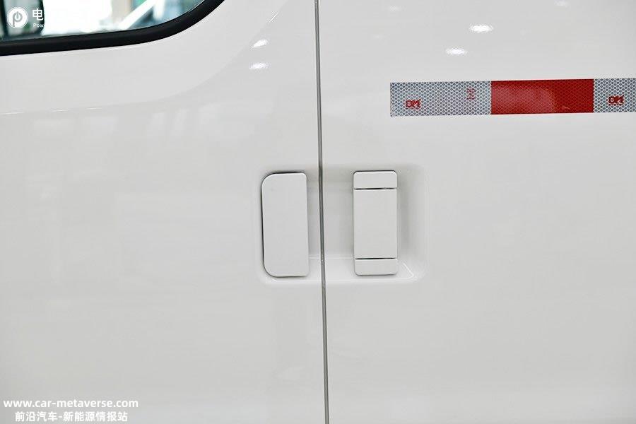 瑞驰EC75电动VAN到店实拍 改装房车/商用挣钱