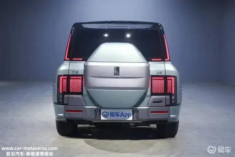 仰望U8部分配置升级 方向盘触控按键升级为实体按键