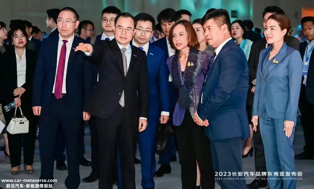 朱华荣:数字智能是真正的未来