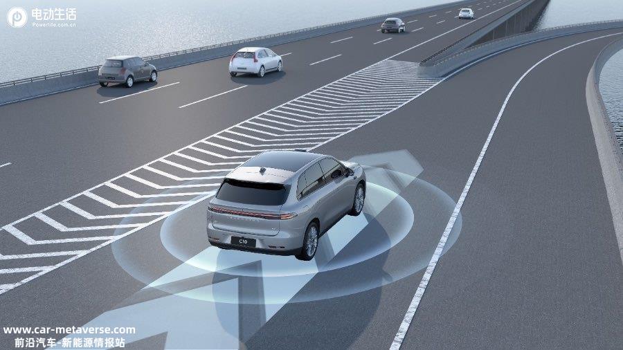 零跑C10预售15.18万起，8295芯片/激光雷达现货上车