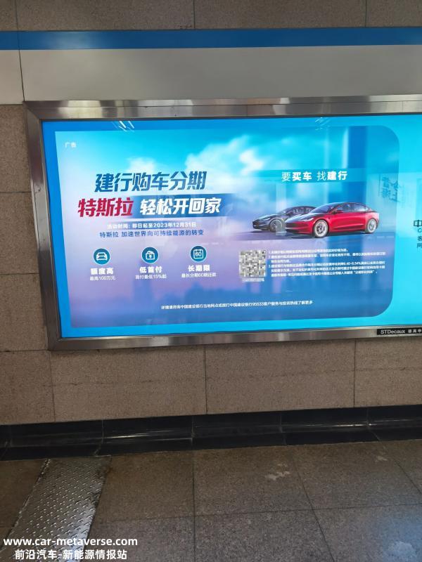 群狼环伺：马斯克手里还剩几张牌？