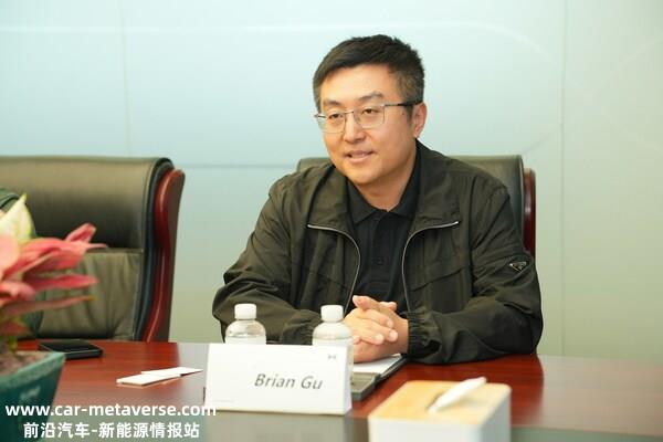 小鹏汽车副董事长兼联席总裁顾宏地发言