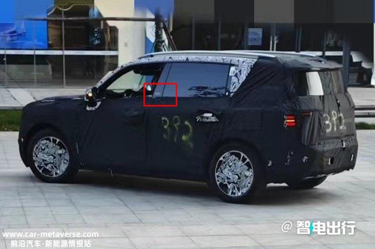 smart第三款全新车型内饰谍照曝光！
