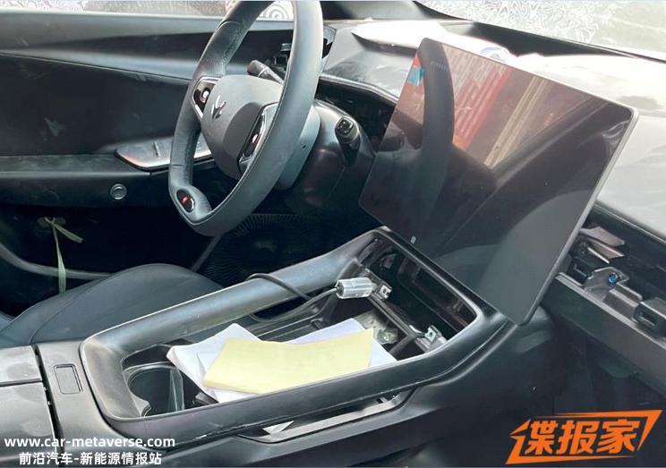 纯电动中大型车 极狐阿尔法S5官图发布