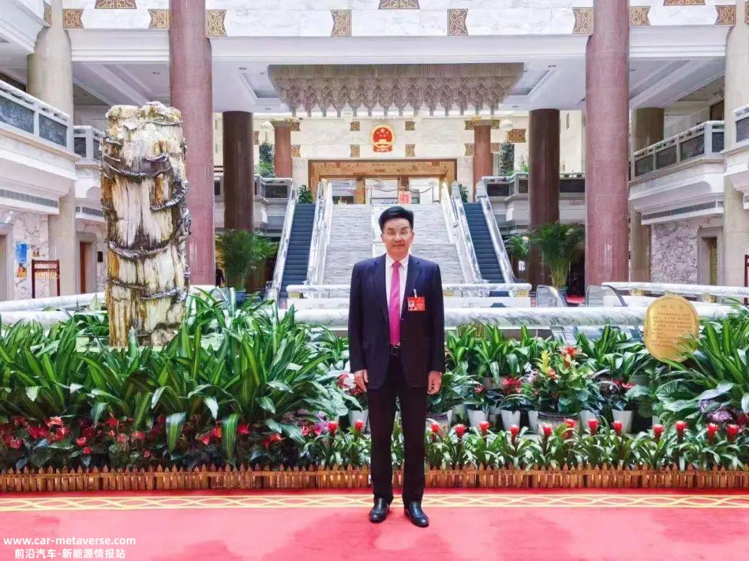 曾毓群、曹仁贤、李东林，“储能三巨头”最新发声！ | 两会速递