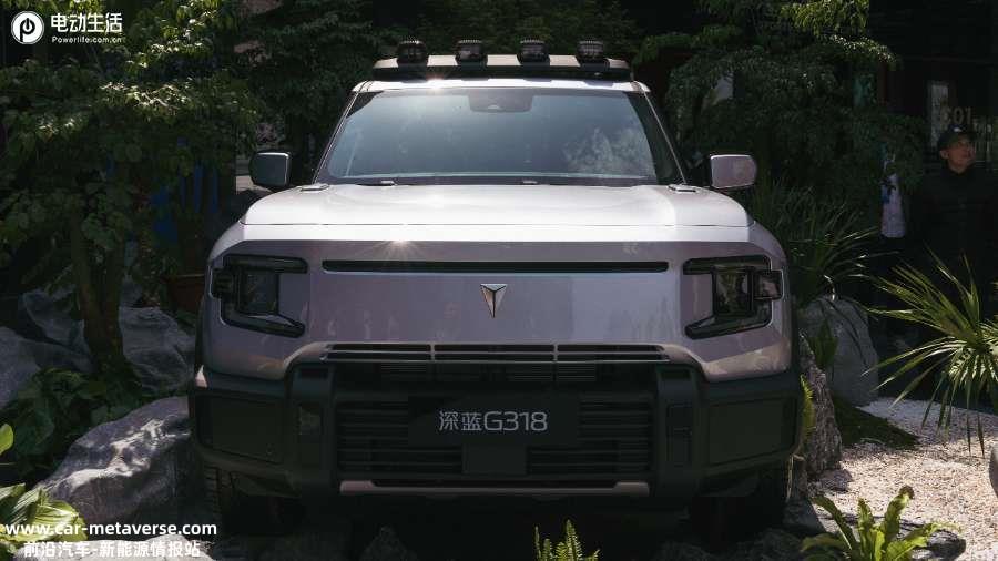 深蓝G318正式亮相或定价25万起 坦克掉头/CDC悬架一样不少