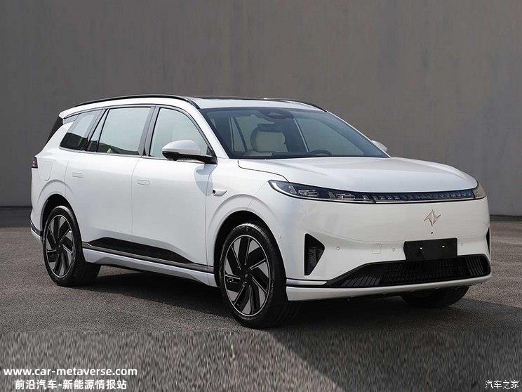 北京车展首发 东风奕派eπ008预告图
